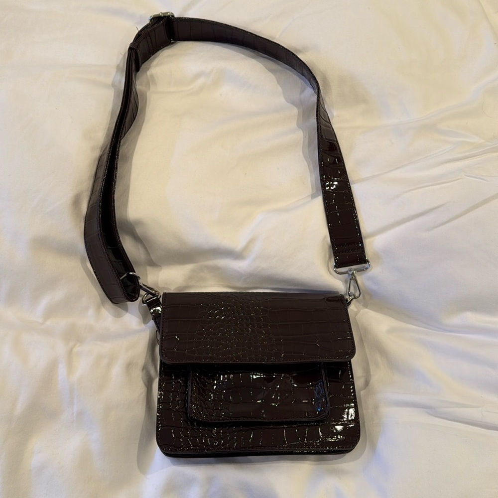 HVISK crossbody bag